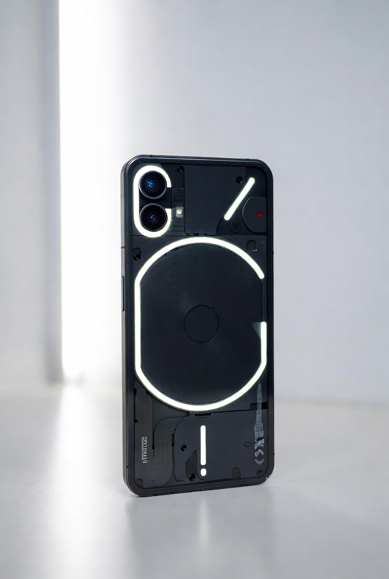 Nothing Phone (3a) – 120Hz AMOLED, 50MP Triple Camera, Android 15